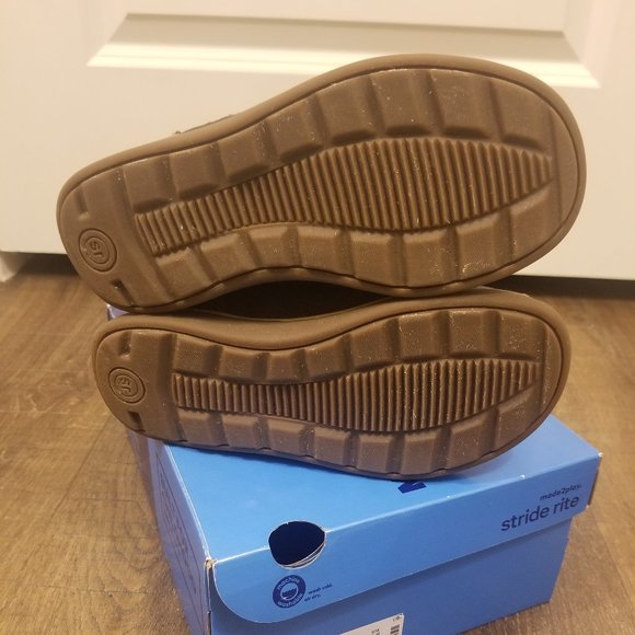 Stride Rite Made 2 Play Barclay Boot Size 2W - Picture 7 of 8